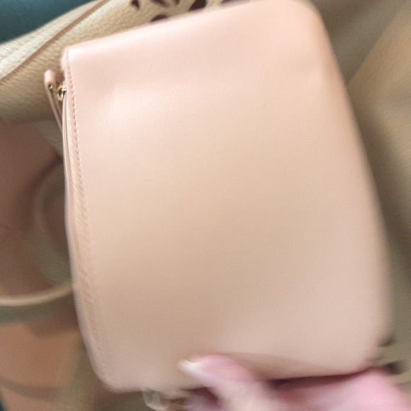 Large Vegan leather Tote For Pam Only - Picture 3 of 9